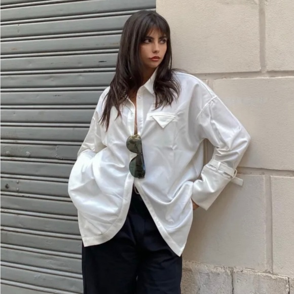 4th & Reckless Tops - ❤️5 days till Donating!❤️ White Button Up